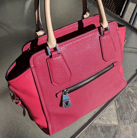 dillards guess handbags